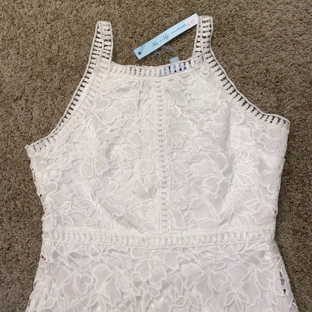 NEW with Tags: Sleepless Lace Bodycon Dress in White- Size Small - Picture 3 of 8